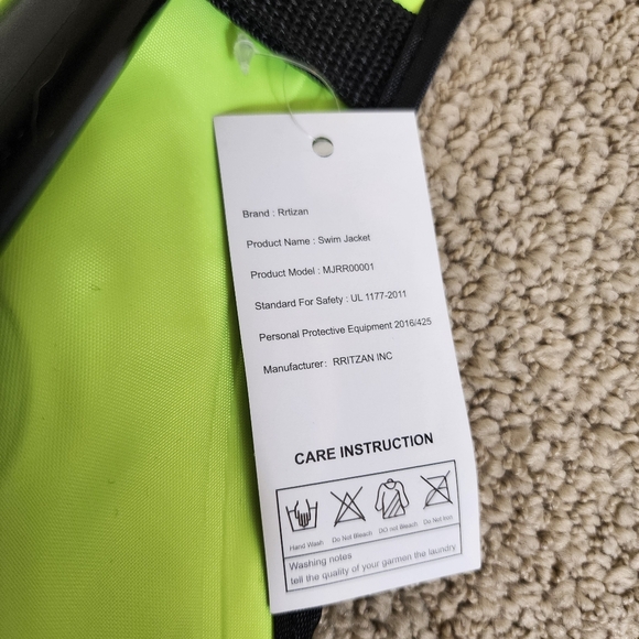 NWOT Rrtizan Adults Inflatable Swim Vest Men Women Bouyancy Aid >30 kg - Picture 10 of 12